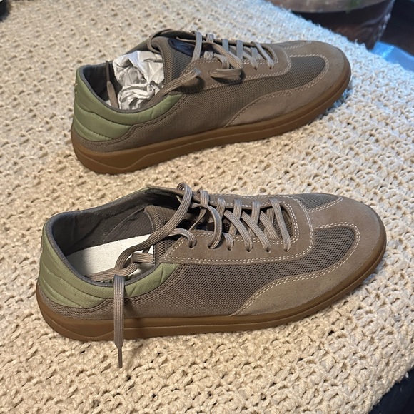 OluKai Men's Taupe Sneakers with Gum Sole - Picture 2 of 4